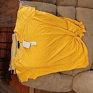 NWT Mustard short sleeve t shirt by sanctuary